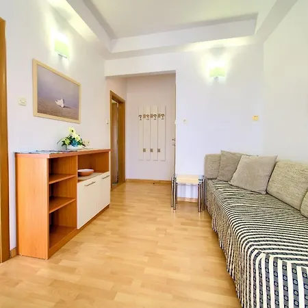 Apartments Jele Malinska Exteriér fotografie