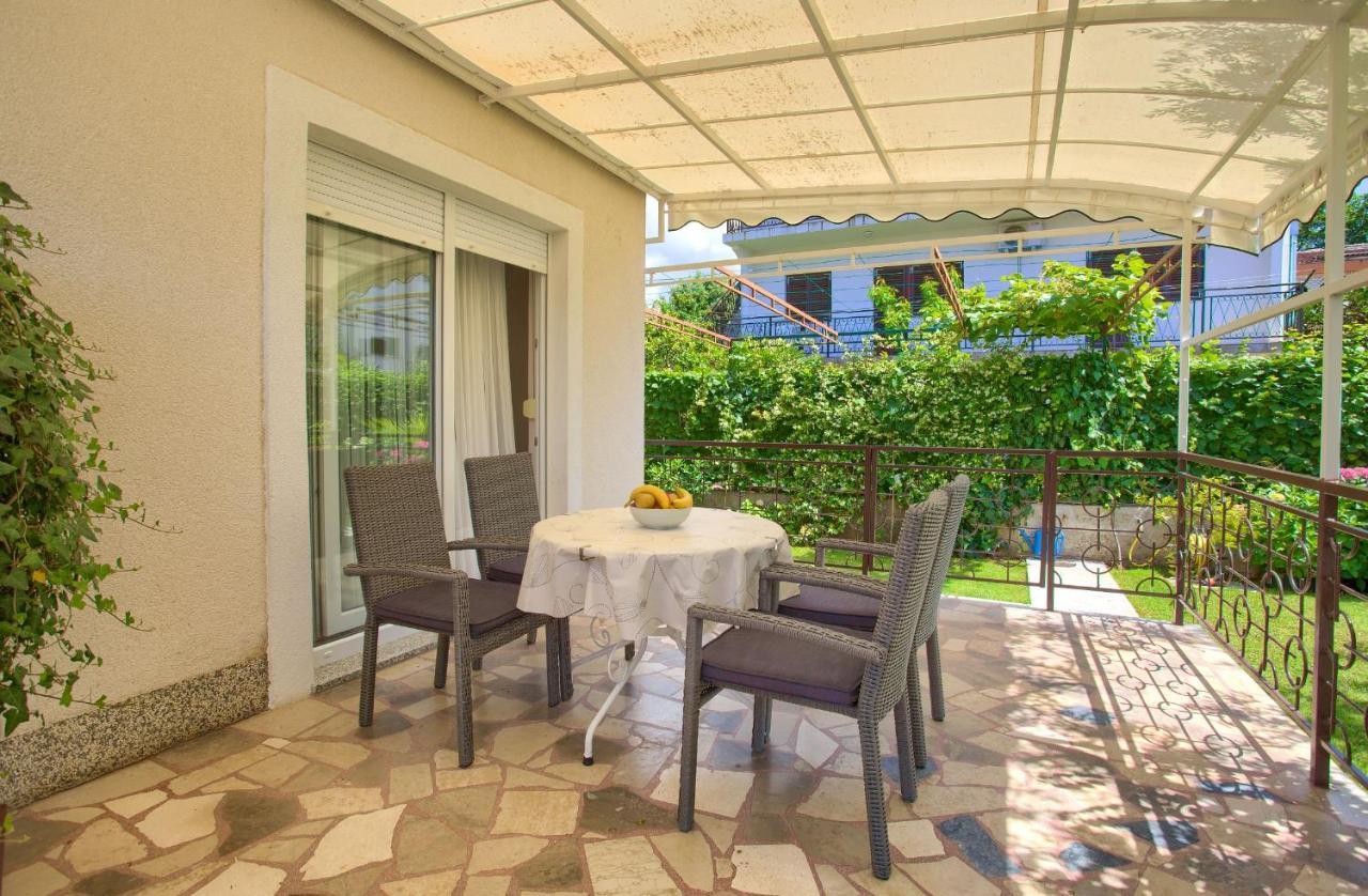 Apartment Jele